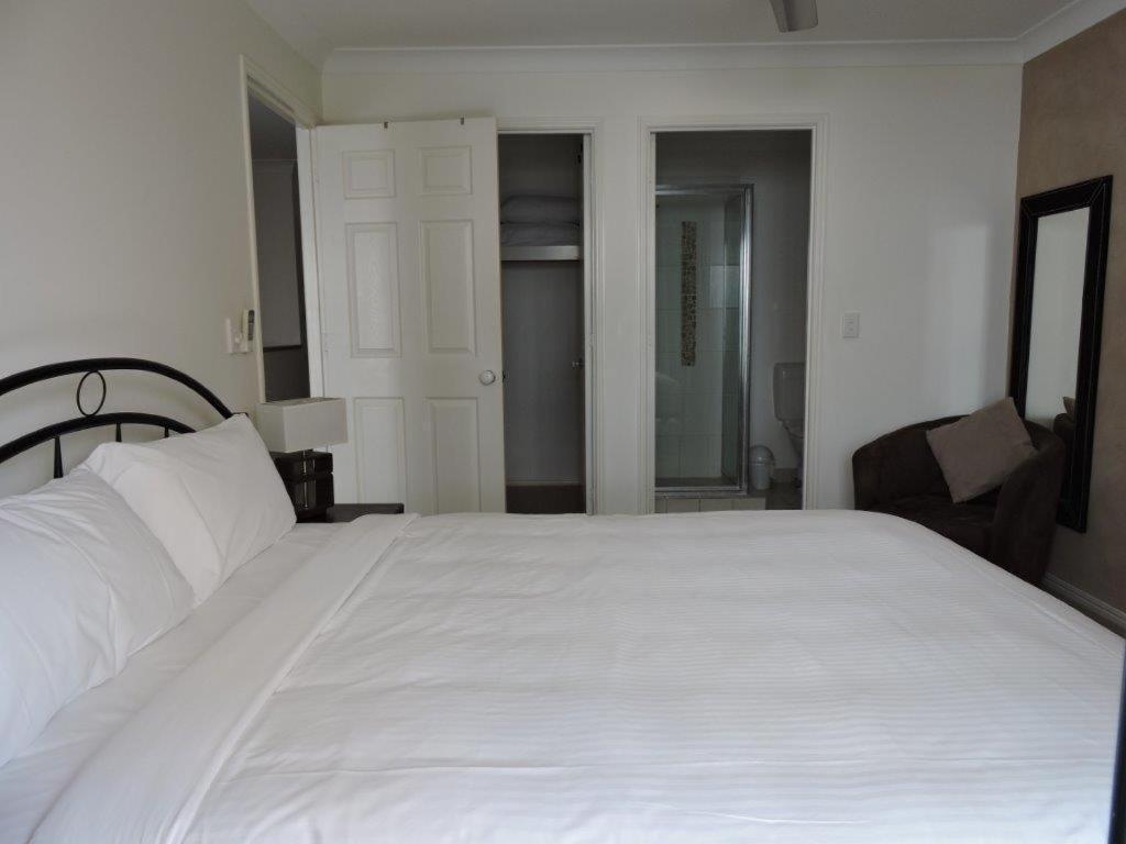 คูลา บีช อพาร์ตเมนต์ บาร์การา Aparthotel ภายนอก รูปภาพ